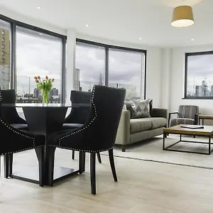 Apartment Aldgate, London